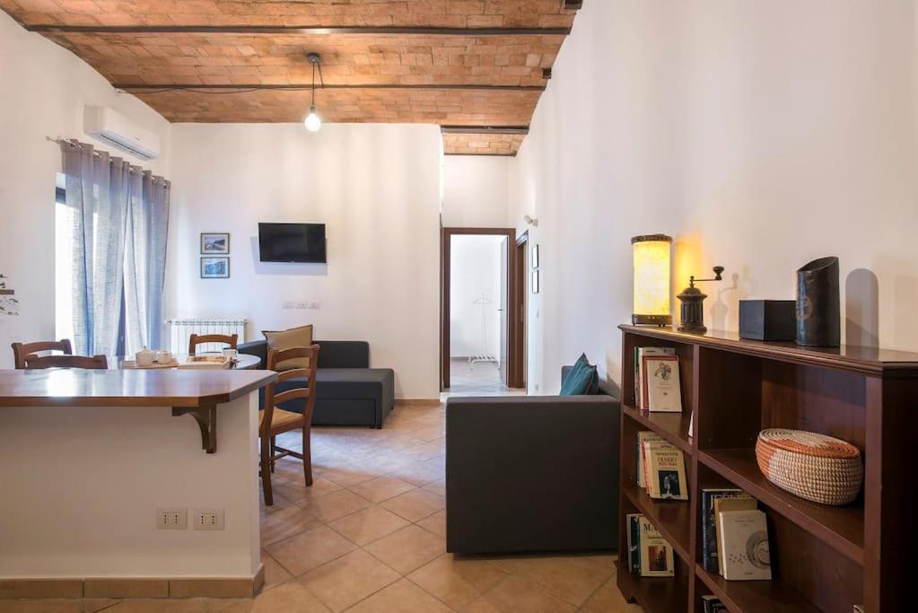 Apartment Castro Pretorio Cozy Rom